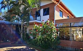 Las Orquideas Parque Hotel